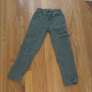 American Eagle Outfitters Green Cargo Pants